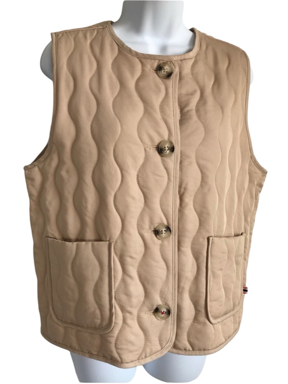 HUNTER Women’s S Clay Beige Quilted Sleeveless Button Down Lightweight Vest NWT - Picture 7 of 16